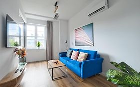 Citycenterapartments/M32/8B